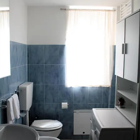 Aria Room #2 ゲストハウス